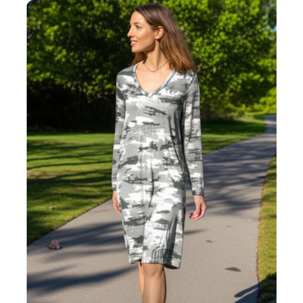 LuLaRoe Green Camo Emily Swing Long Sleeve Pocket‎ Camouflage Print Dress Sz M